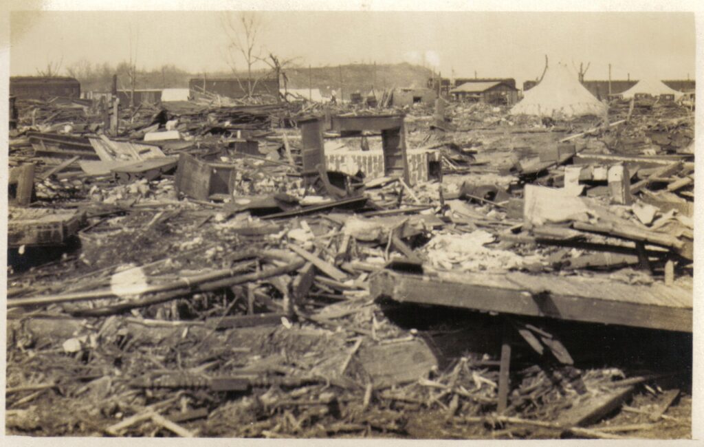 Tri State Tornado of 1925 (the worst tornado in US history) 2 Tri State Tornado of 1925