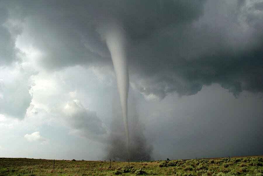 What States are in Tornado Alley